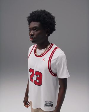 AIRJORDAN1LOW-2.jpg 16893