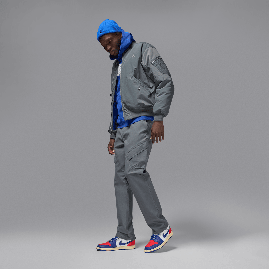 Air Jordan 1 Mid - Image 9