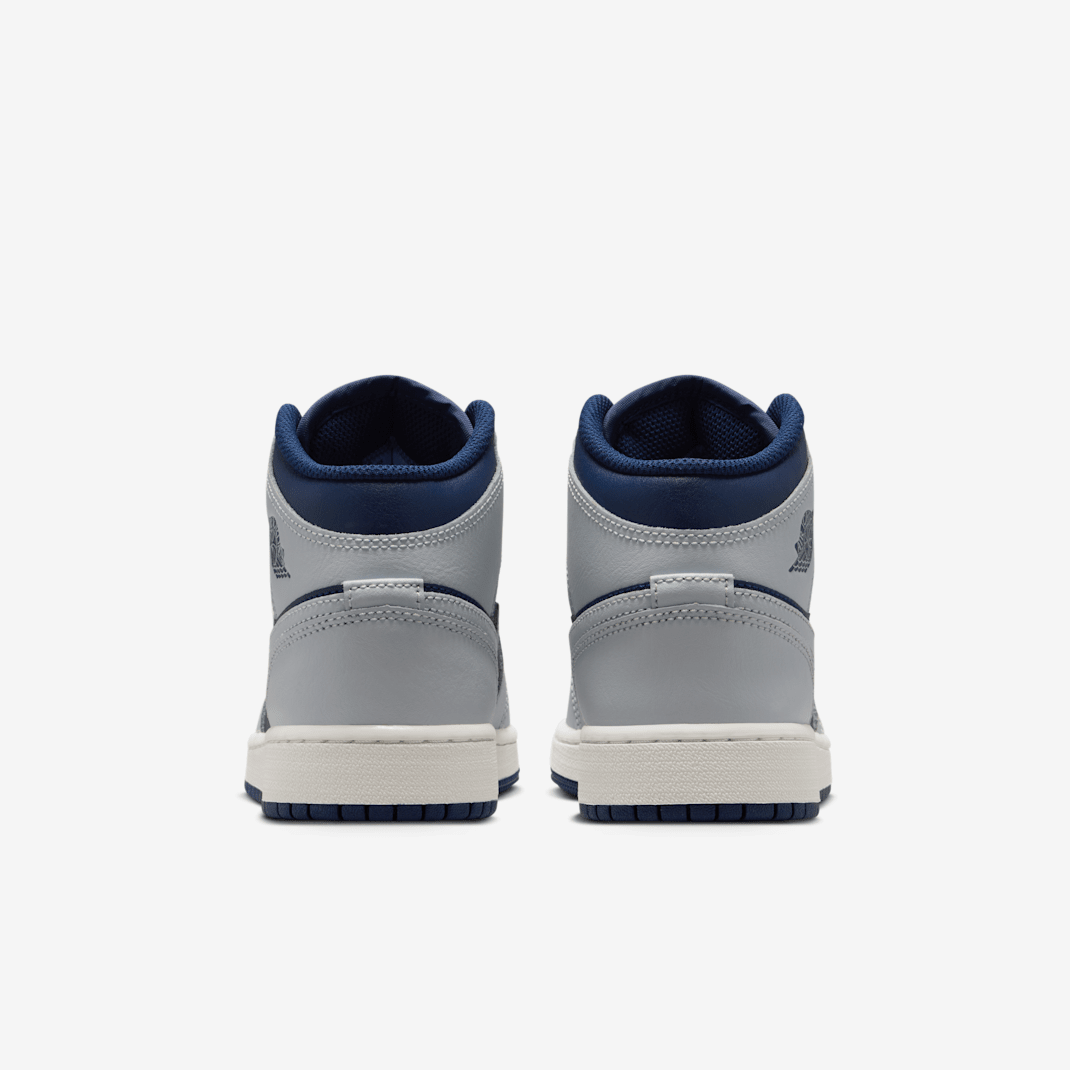 Air Jordan 1 Mid - Image 6