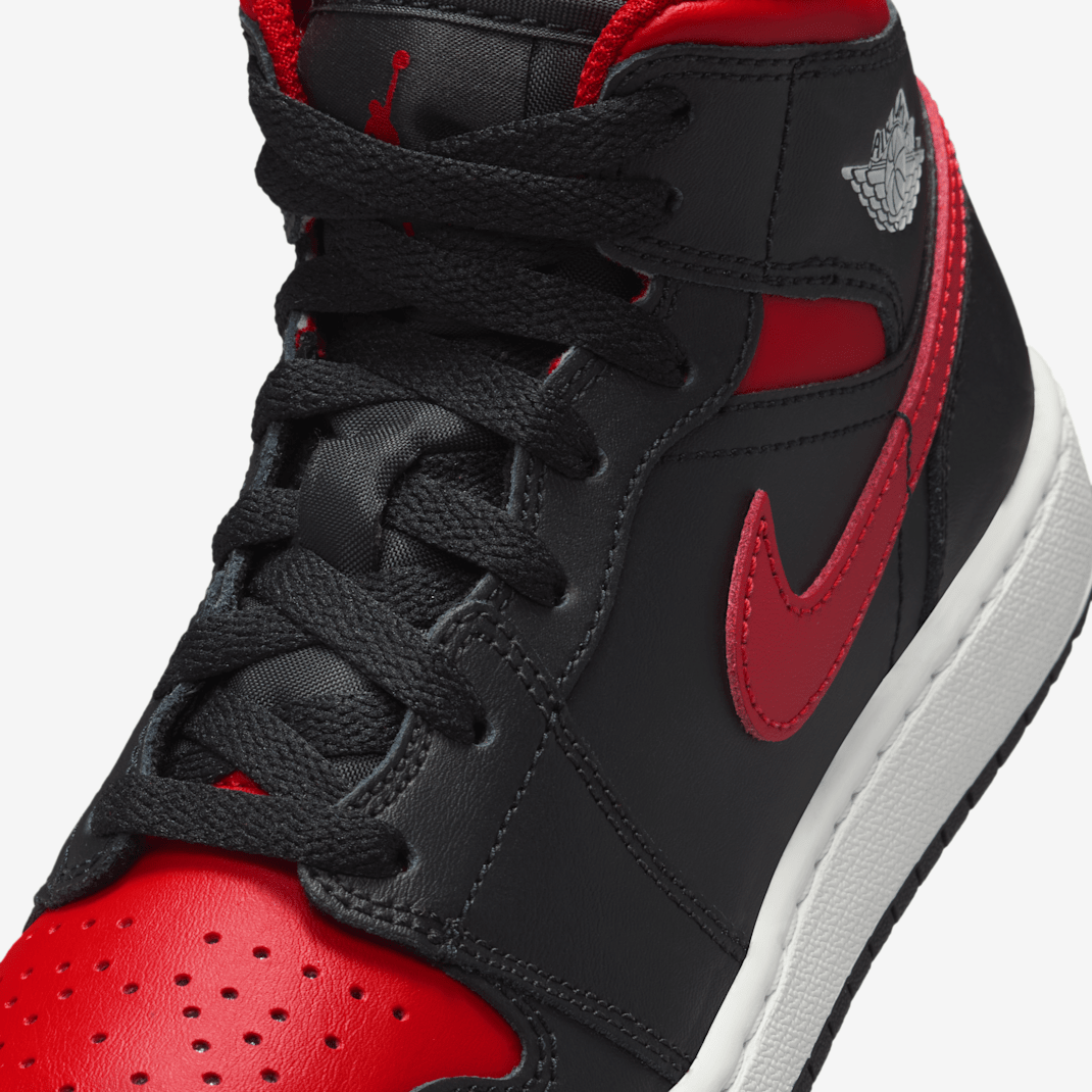 Air Jordan 1 Mid - Image 15