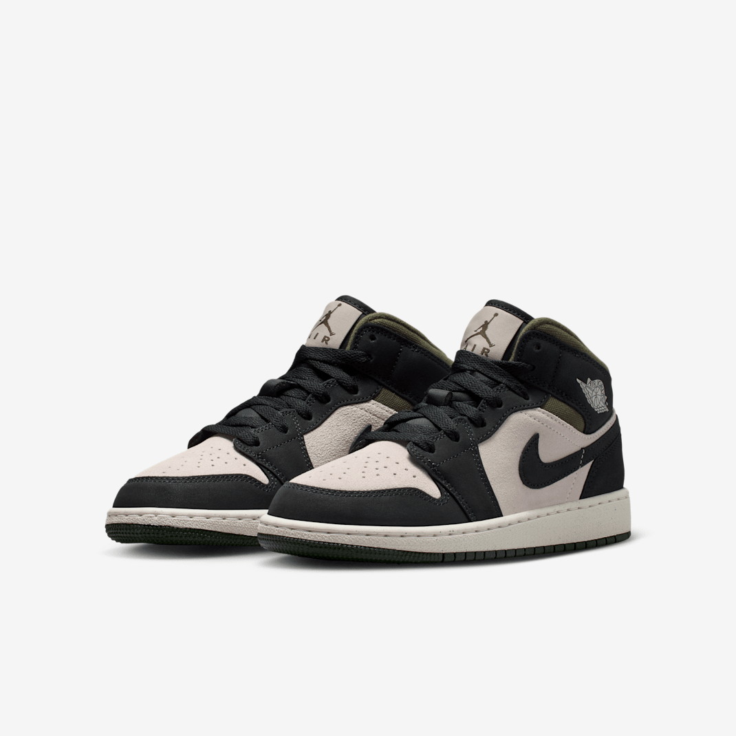 Air Jordan 1 Mid - Image 5