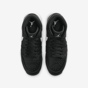 JORDAN1MIDYOUTHCLEAT-66.png 139960