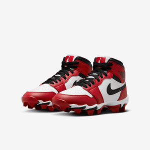 JORDAN1MIDYOUTHCLEAT-85.png 140050