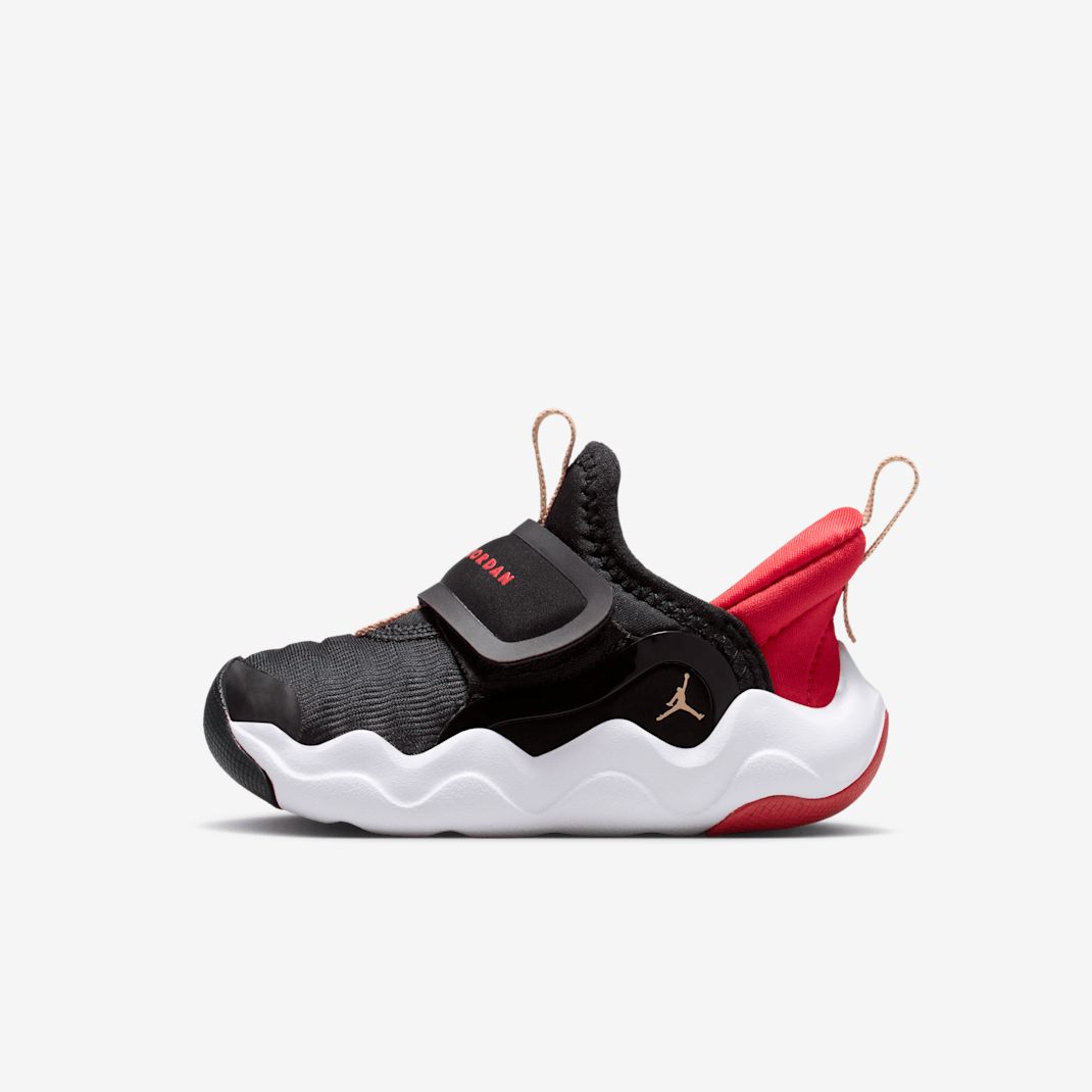 Black/Fire Red/White/Sesame