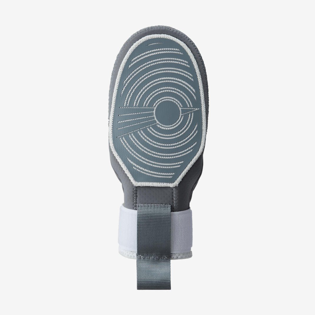 Jordan Fly - Image 2