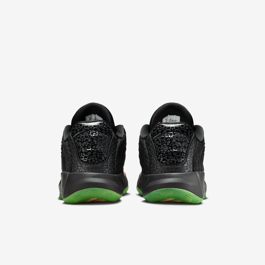 Luka 4 "Gone Camping" - Image 26