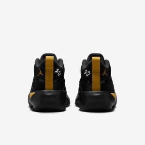 JORDANMAXAURA7-7.png 42215