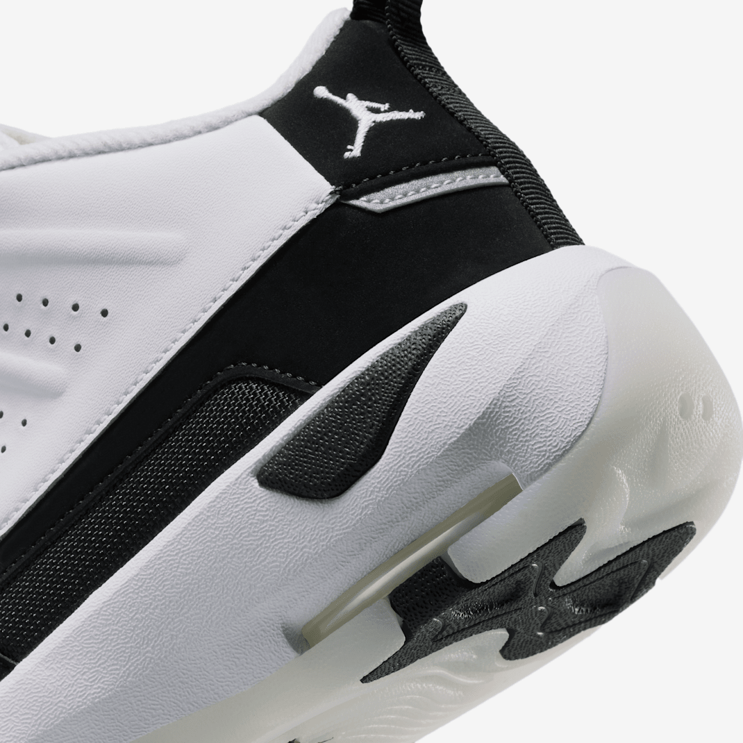 Jordan Max Aura 7 - Image 24