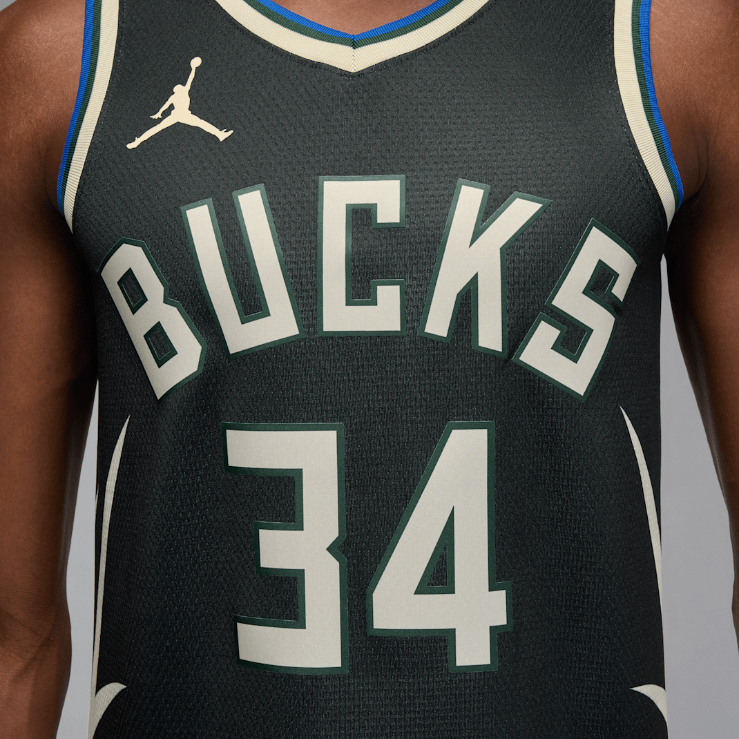 Milwaukee Bucks Statement Edition - Image 4