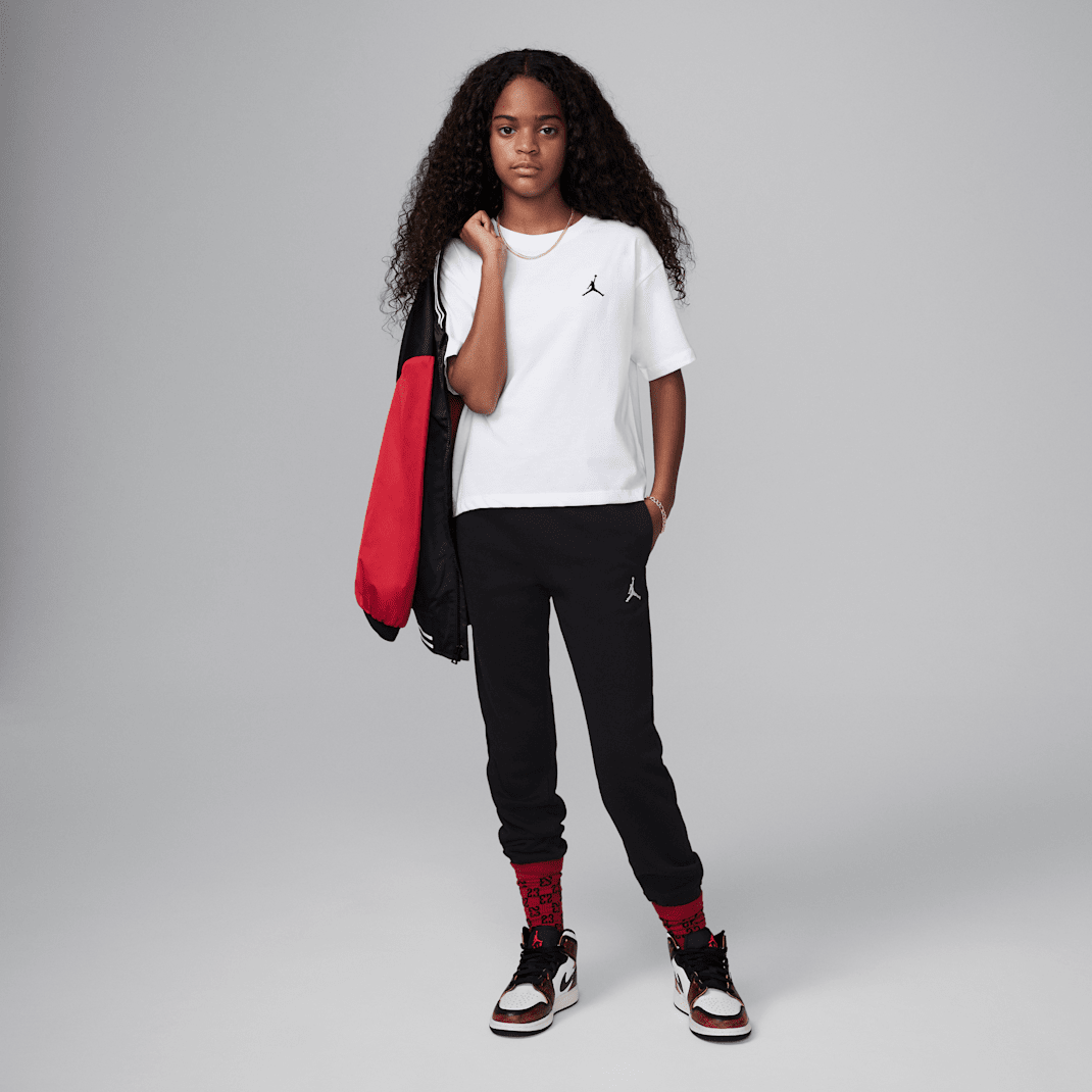 Jordan Brooklyn Essentials - Image 4