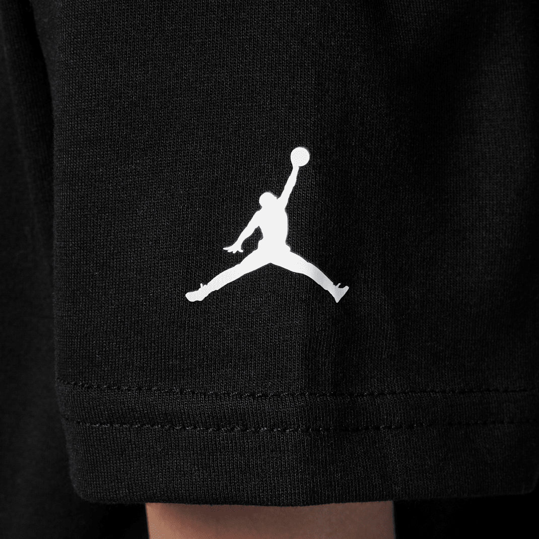 Jordan Flight Essentials - Image 5