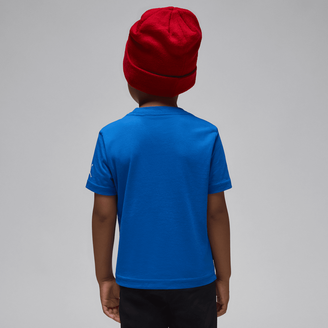 Jordan Flight Essentials - Image 2