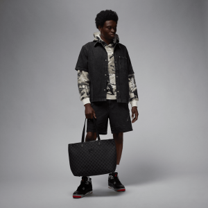 MONOGRAMTOTE-8.png 37907