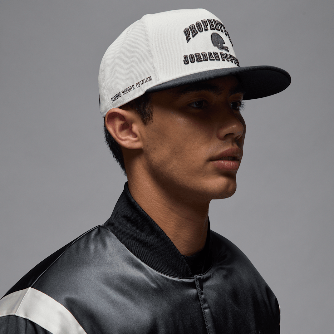 Jalen Hurts Pro - Image 4