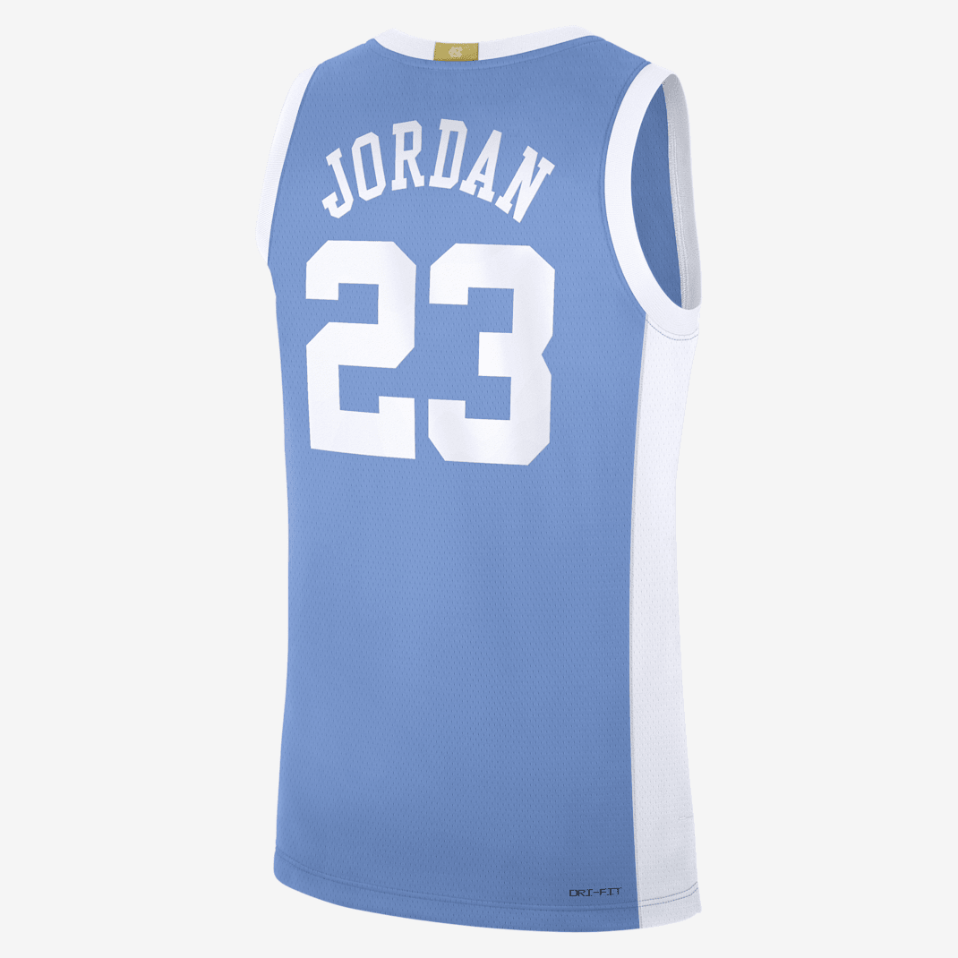 Michael Jordan North Carolina Tar Heels Alumni Replica - Image 2