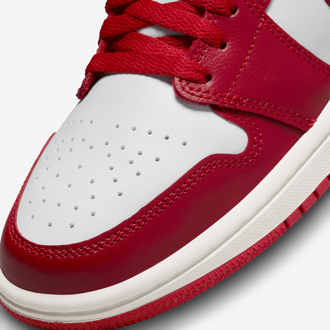 Air Jordan 1 Low - Image 96