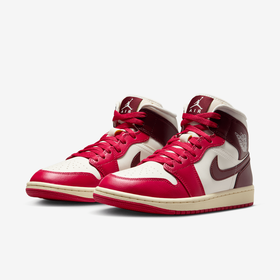 Air Jordan 1 Mid - Image 28