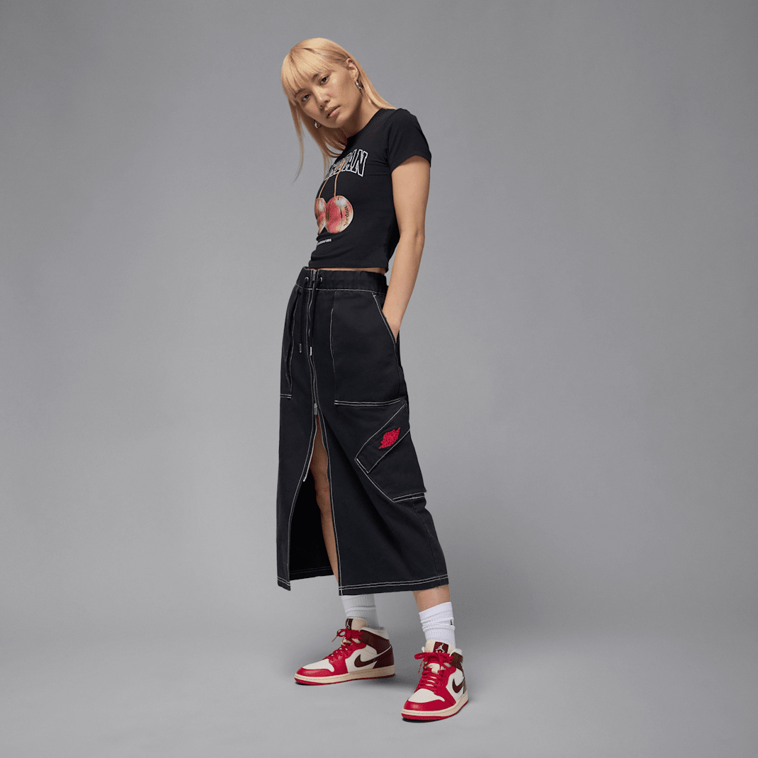 Air Jordan 1 Mid - Image 32