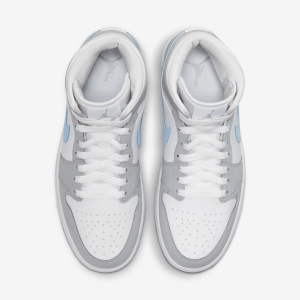 WMNSAIRJORDAN1MID-178.png 136585