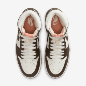 WMNSAIRJORDAN1RETROHIOG-25.png 120883