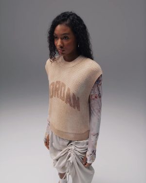 WMNSAIRJORDAN1RETROHIOG.jpg 22981