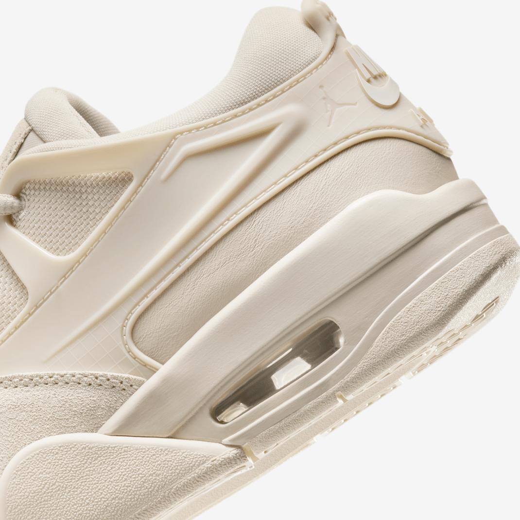 Air Jordan 4 RM - Image 9