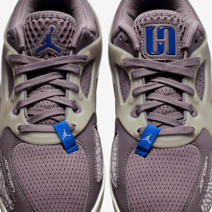 WMNSJORDANHEIRSERIES-19.png 127766